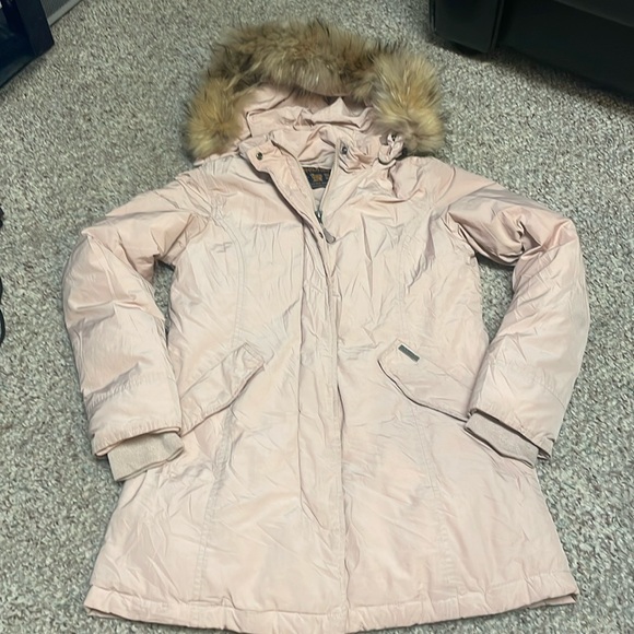 Woolrich downfilled parka with real fur hood trim - Picture 1 of 13